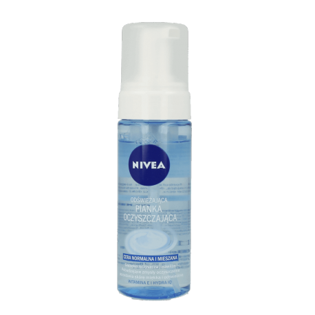 niebieska pianka do mycia twarzy nivea