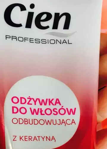 cien odżywka do włosów w szarym opakowaniu