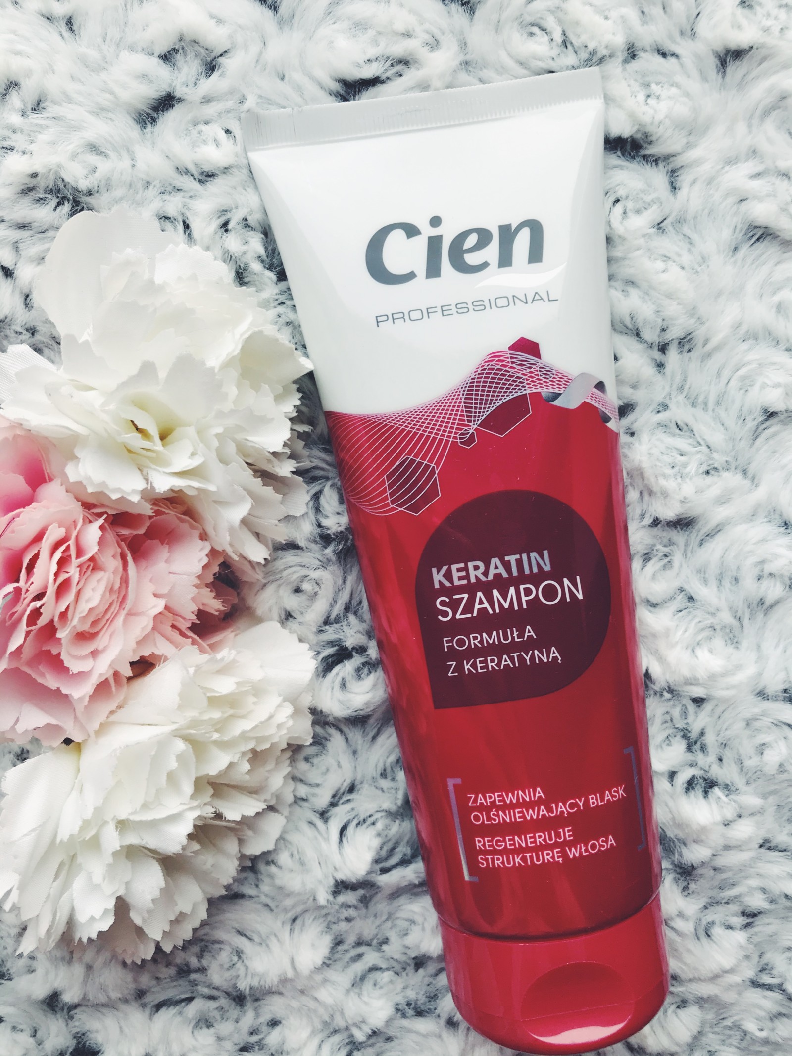 cień keratin szampon z formułą.z kreatyna