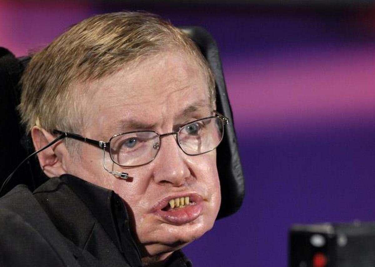 czy stpjan hawking nosli pieluchy