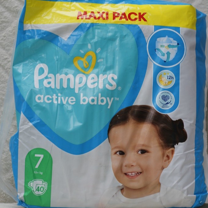 pampers 7 28 szt